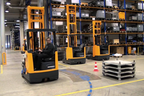 Reach Truck