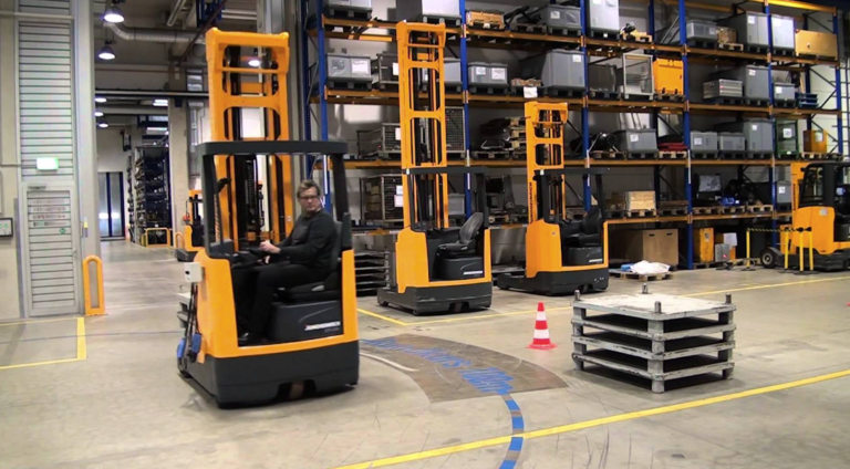 Reach Truck